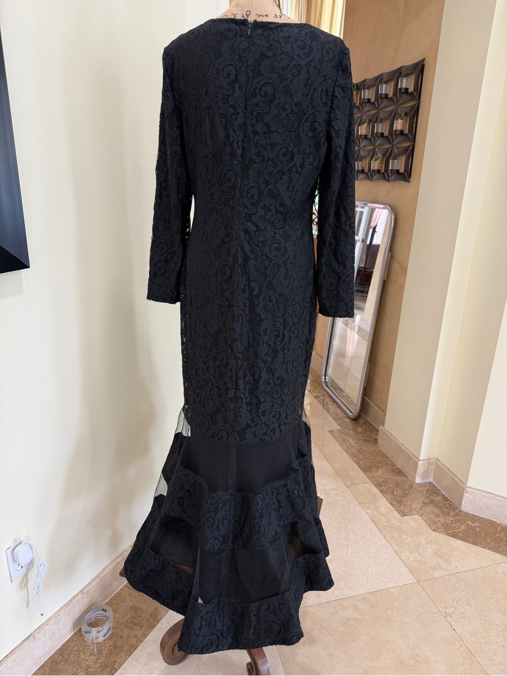 Elegant Black Lace Long Sleeve Mermaid Dress